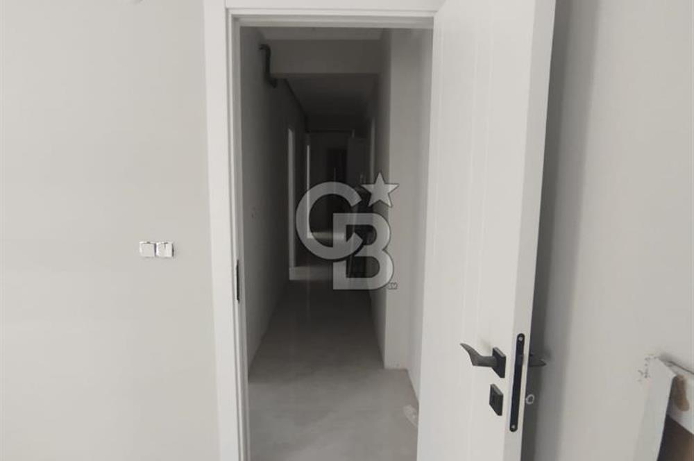 KARŞIYAKA ŞEMİKLER'DE MUHTEŞEM KONUMDA SATILIK 0 2+1 DAİRE