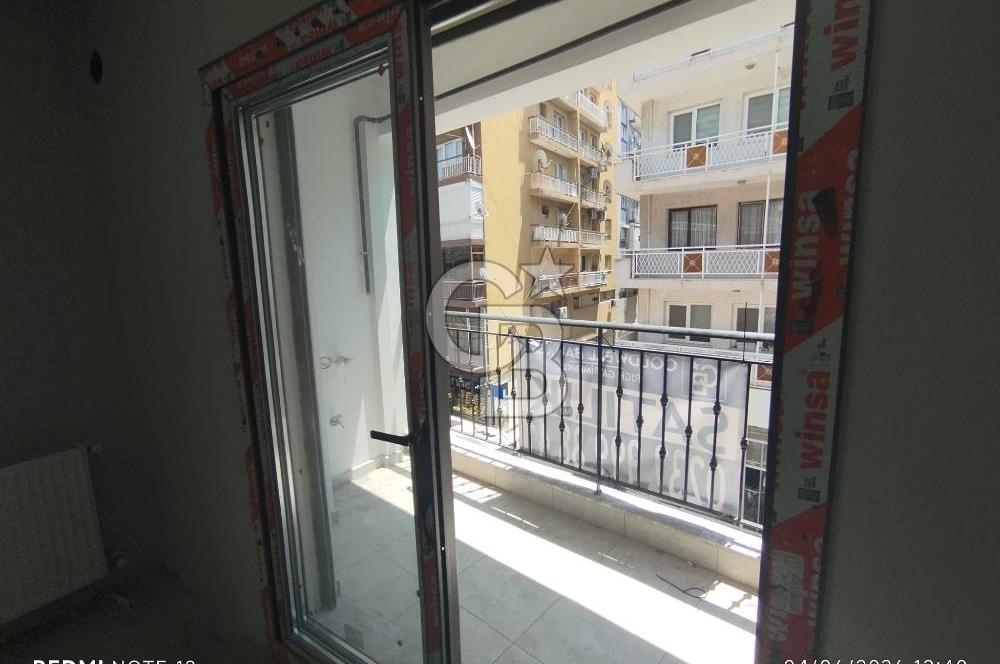 KARŞIYAKA ŞEMİKLER'DE MUHTEŞEM KONUMDA SATILIK 0 2+1 DAİRE
