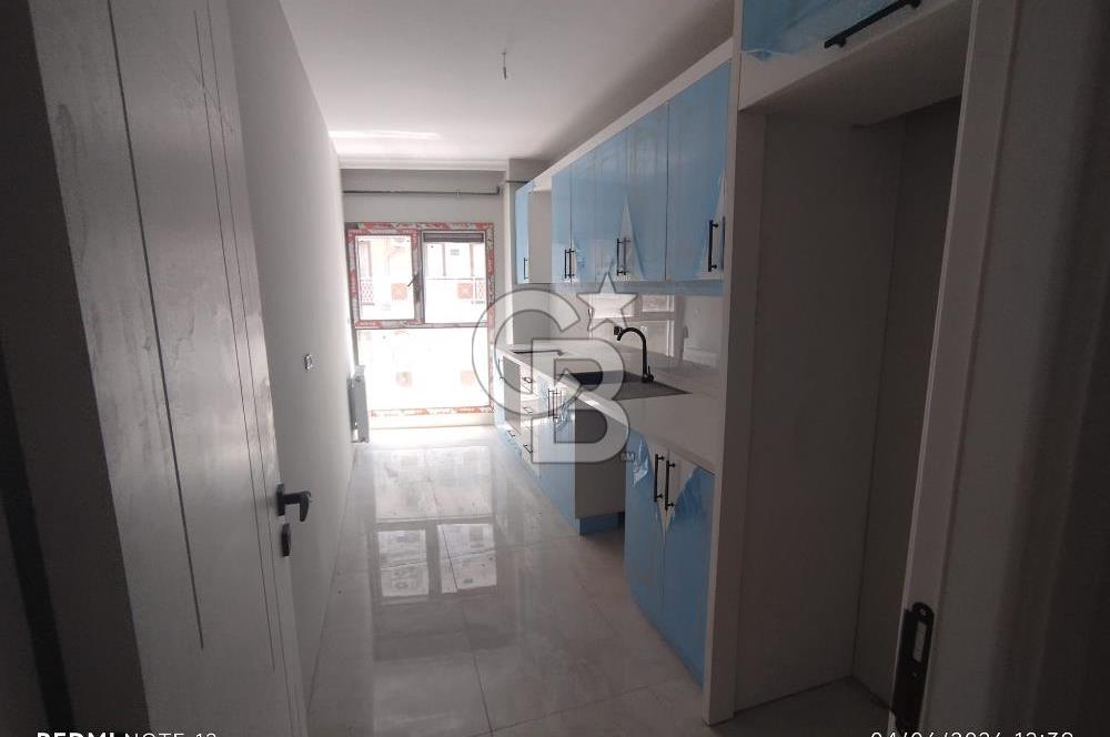 KARŞIYAKA ŞEMİKLER'DE MUHTEŞEM KONUMDA SATILIK 0 2+1 DAİRE