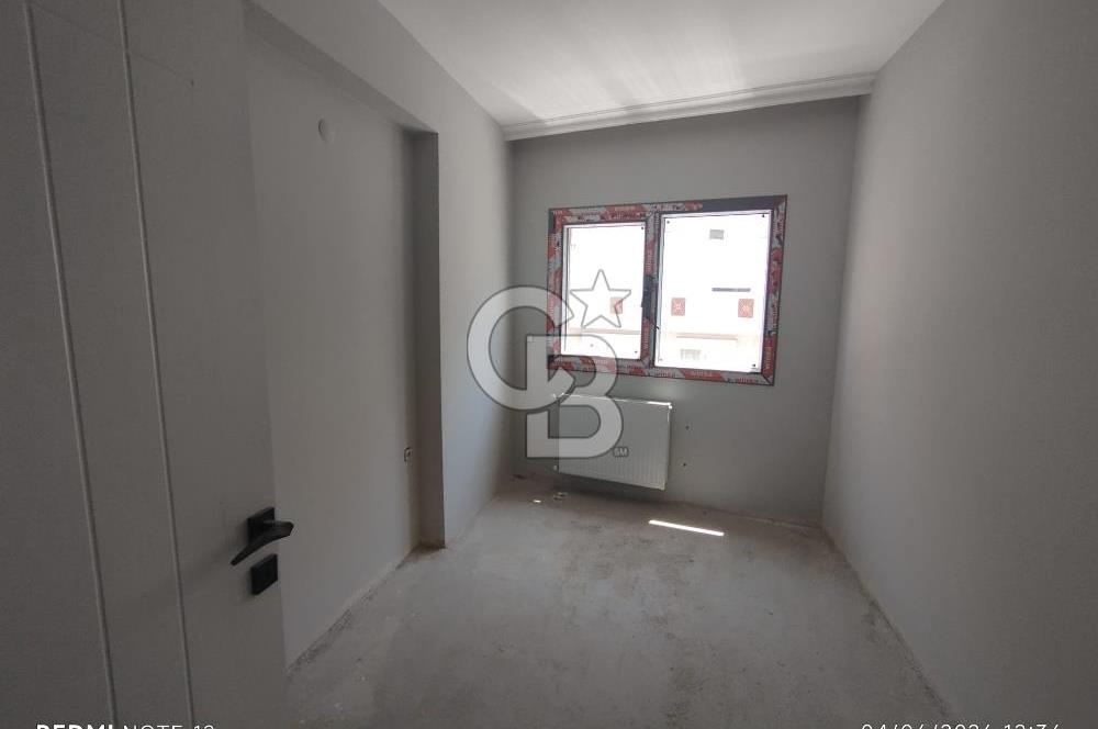 KARŞIYAKA ŞEMİKLER'DE MUHTEŞEM KONUMDA SATILIK 0 2+1 DAİRE