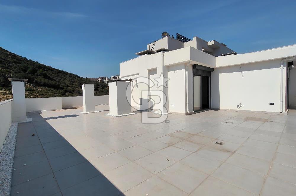 SİTE İÇİNDE KÖRFEZ MANZARALI 2+1 GENİŞ TERASLI SIFIR DAİRE
