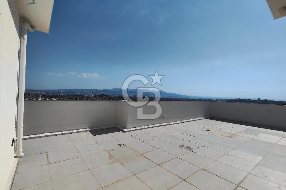 SİTE İÇİNDE KÖRFEZ MANZARALI 2+1 GENİŞ TERASLI SIFIR DAİRE
