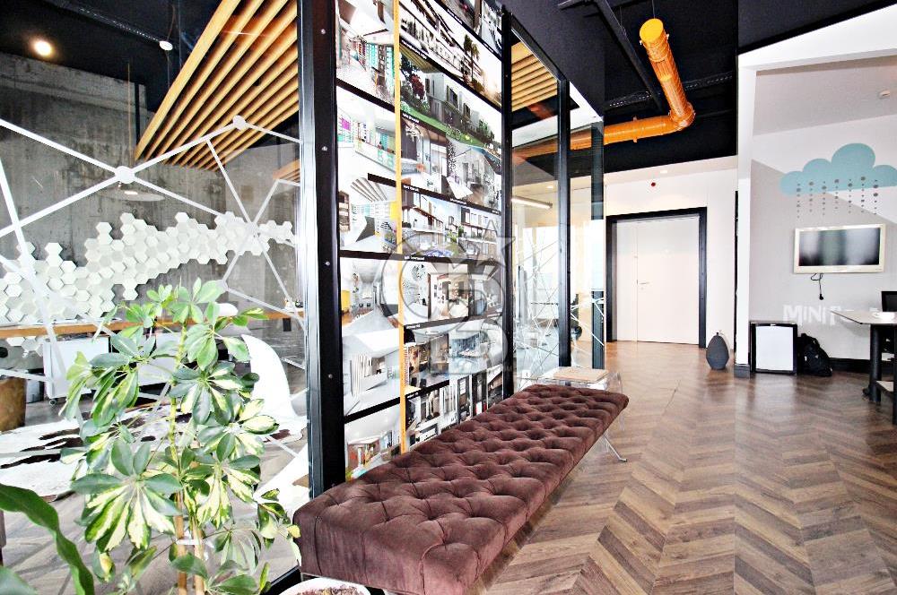 Eylem Keskin'den Ege Perla'da 119 m2 Satılık Muhteşem Ofis