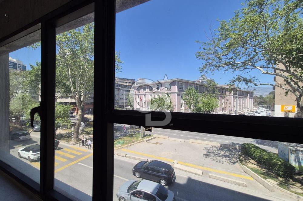 MUSELAND-ÇANKAYA'DA SEMA İŞ MERKEZİ'N DE KİRALIK OFİS