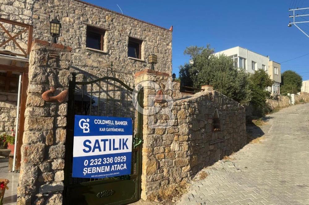 Karaburun Yeniliman'da Deniz Manzaralı, Müstakil Taş Ev