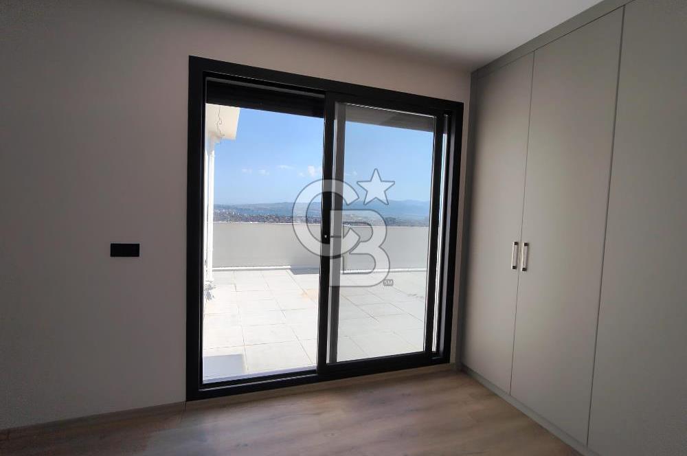 SİTE İÇİNDE KÖRFEZ MANZARALI 2+1 GENİŞ TERASLI SIFIR DAİRE