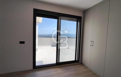 SİTE İÇİNDE KÖRFEZ MANZARALI 2+1 GENİŞ TERASLI SIFIR DAİRE