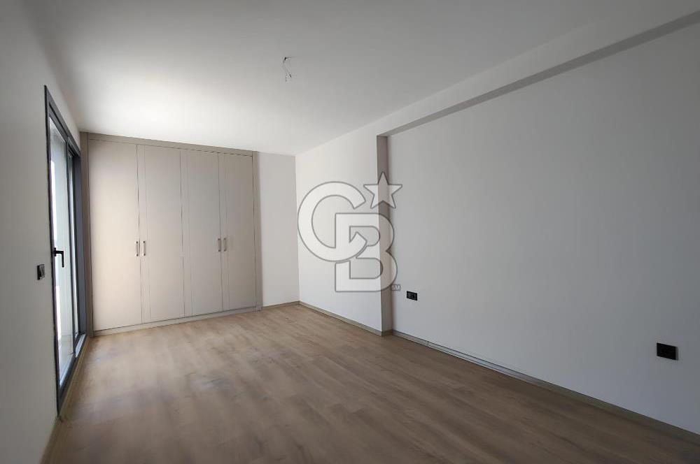 SİTE İÇİNDE KÖRFEZ MANZARALI 2+1 GENİŞ TERASLI SIFIR DAİRE