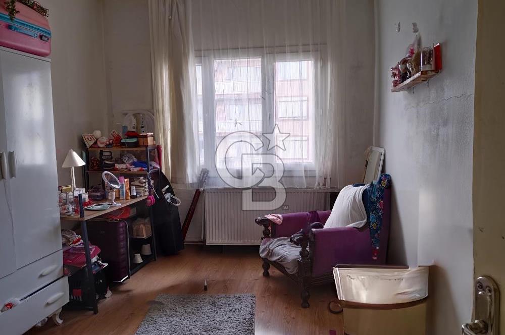 BUCA YİĞİTLER MAHALLESİ TERASLI SATILIK 2+1 DAİRE