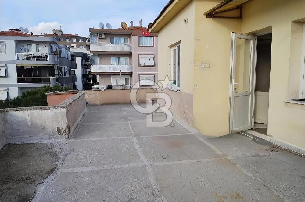 BUCA YİĞİTLER MAHALLESİ TERASLI SATILIK 2+1 DAİRE