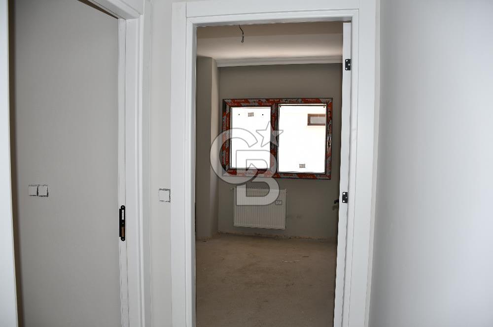 KARŞIYAKA ŞEMİKLER'DE MUHTEŞEM KONUMDA SATILIK 0 2+1 DAİRE