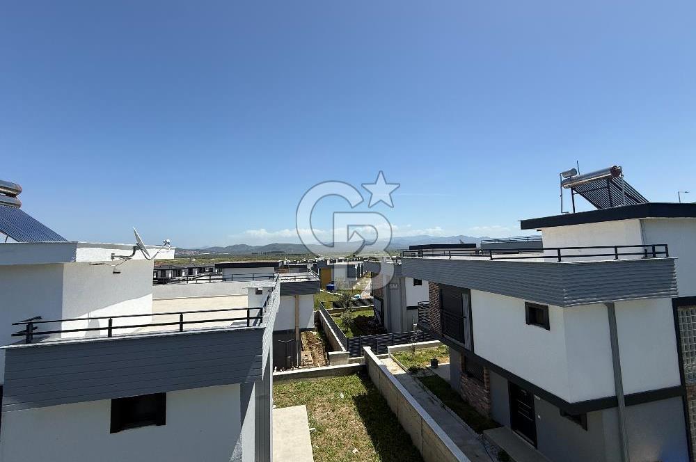 CB AMBIANCE'DAN GÖMEÇ/KEMALPAŞA'DA SİTE İÇİ 3+1 VİLLA