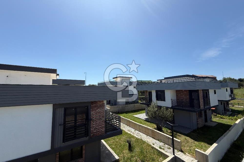 CB AMBIANCE'DAN GÖMEÇ/KEMALPAŞA'DA SİTE İÇİ 3+1 VİLLA