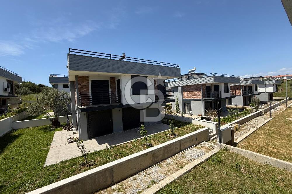 CB AMBIANCE'DAN GÖMEÇ/KEMALPAŞA'DA SİTE İÇİ 3+1 VİLLA