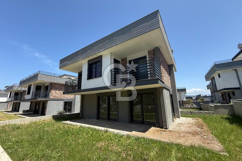 CB AMBIANCE'DAN GÖMEÇ/KEMALPAŞA'DA SİTE İÇİ 3+1 VİLLA