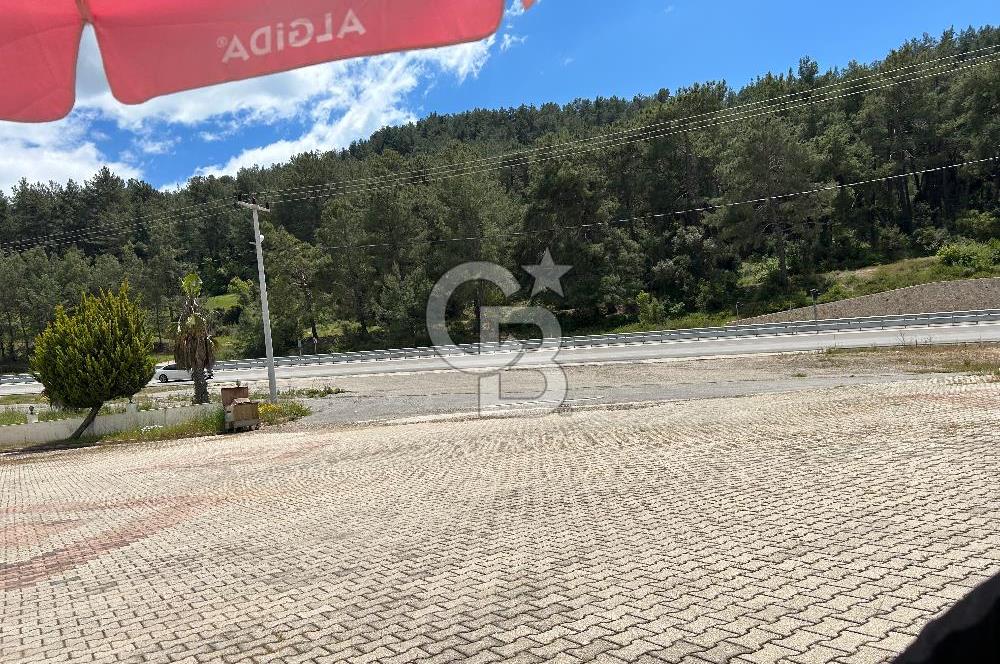 ANTALYA KUMLUCA BELEN'DE ANAYOL ÜZERİ SATILIK TİCARİ İMARLI BİNA
