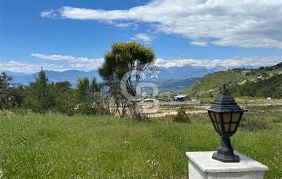 ANTALYA KUMLUCA BELEN'DE ANAYOL ÜZERİ SATILIK TİCARİ İMARLI BİNA