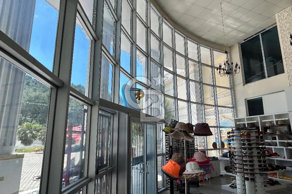 ANTALYA KUMLUCA BELEN'DE ANAYOL ÜZERİ SATILIK TİCARİ İMARLI BİNA
