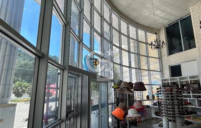 ANTALYA KUMLUCA BELEN'DE ANAYOL ÜZERİ SATILIK TİCARİ İMARLI BİNA