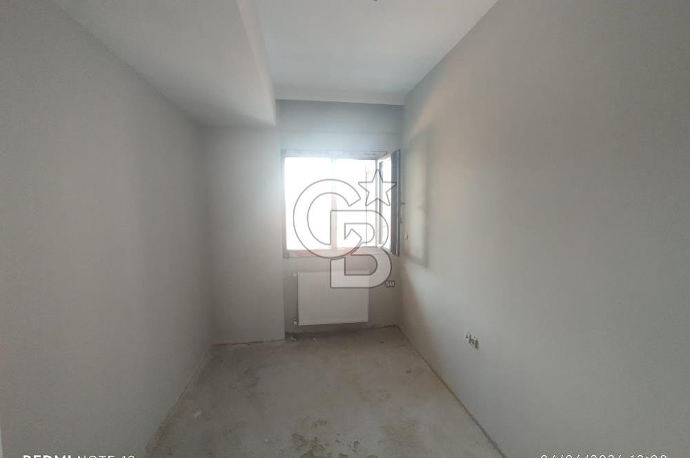 KARŞIYAKA ŞEMİKLER'DE HARİKA KONUM DA 0 2+1 DAİRE