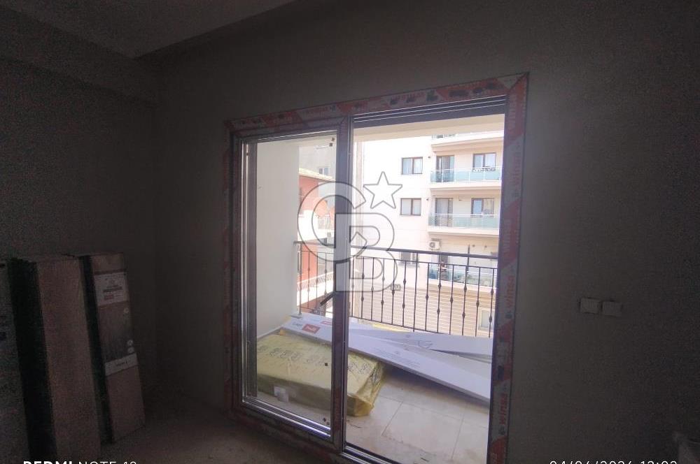 KARŞIYAKA ŞEMİKLER'DE HARİKA KONUM DA 0 2+1 DAİRE