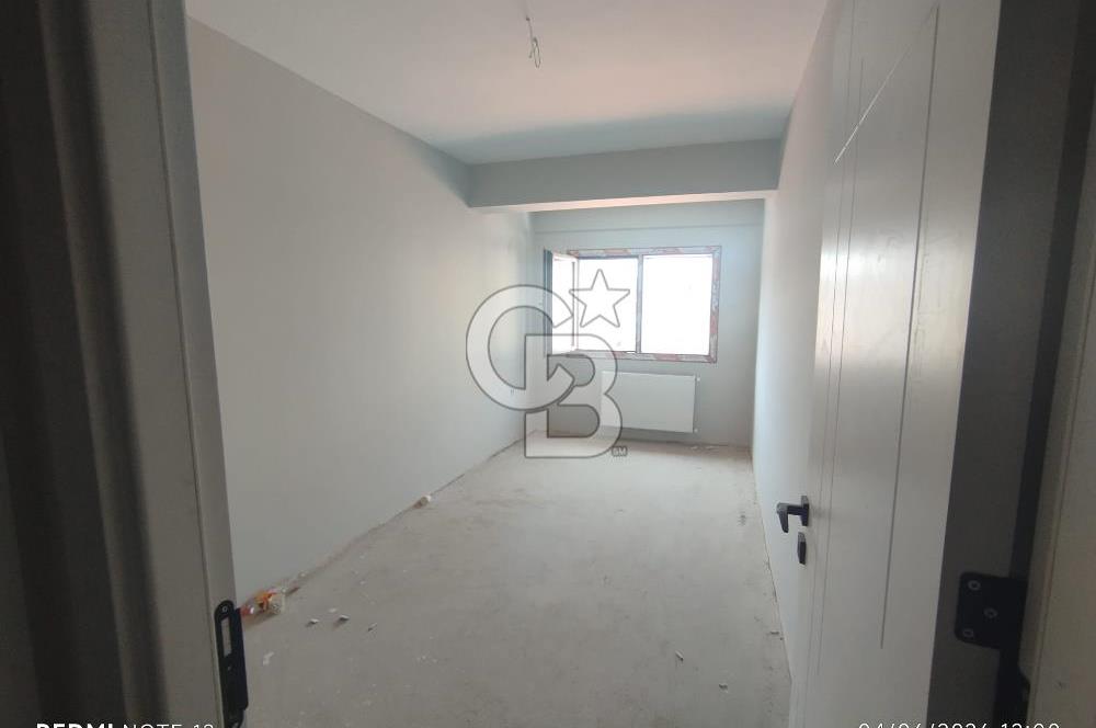 KARŞIYAKA ŞEMİKLER'DE HARİKA KONUM DA 0 2+1 DAİRE