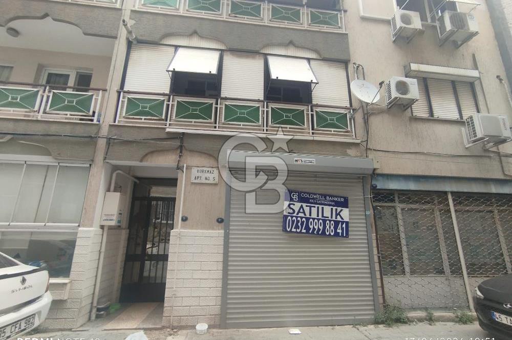KARŞIYAKA ALAYBEY'DE; TUVALETİ OLAN, SAHİLE YAKIN SATILIK DÜKKAN