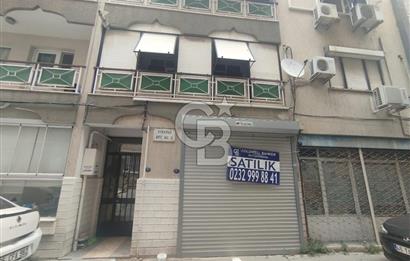 KARŞIYAKA ALAYBEY'DE; TUVALETİ OLAN, SAHİLE YAKIN SATILIK DÜKKAN