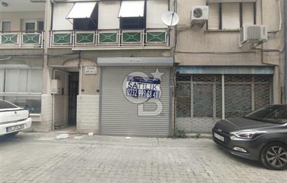 KARŞIYAKA ALAYBEY'DE; TUVALETİ OLAN, SAHİLE YAKIN SATILIK DÜKKAN