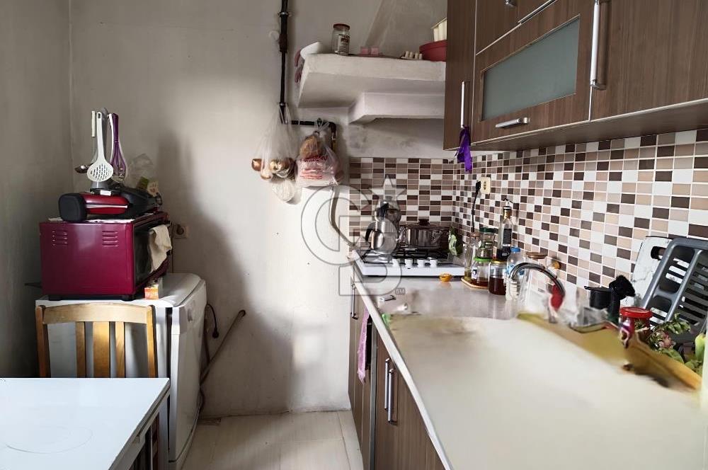 BUCA YİĞİTLER MAHALLESİ TERASLI SATILIK 2+1 DAİRE