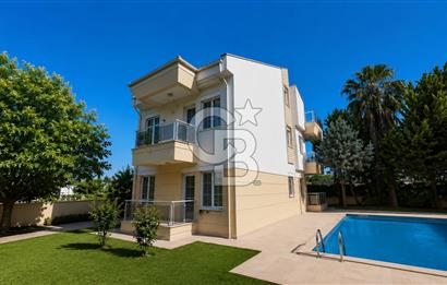 Land of Legendsa 50m!Belekte Havuzlu Sitede 2+1 Müstakil Yazlık