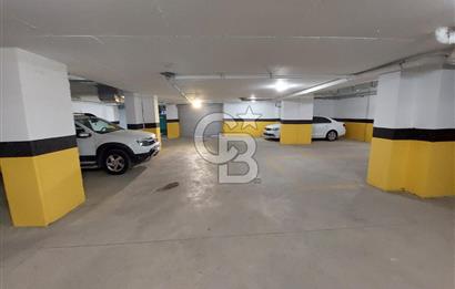 Şerifalide Site içerisinde Geniş ve Ferah Satılık 1+1 Daire