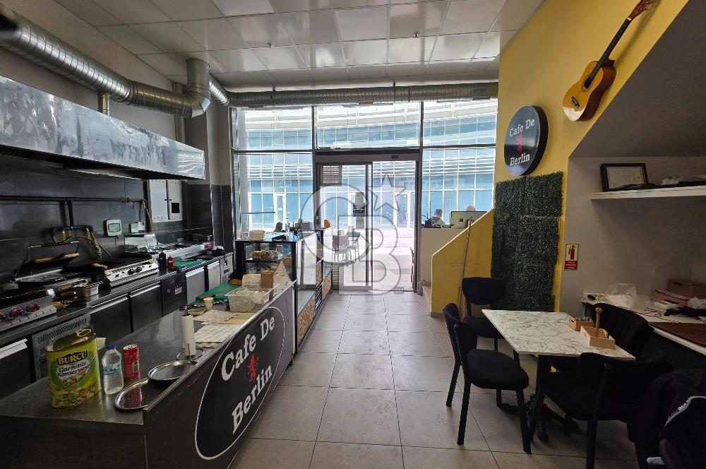 SARPHAN FİNANS MERKEZİ'NDE DEVREN RESTORAN CAFE
