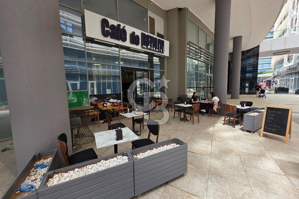 SARPHAN FİNANS MERKEZİ'NDE DEVREN RESTORAN CAFE
