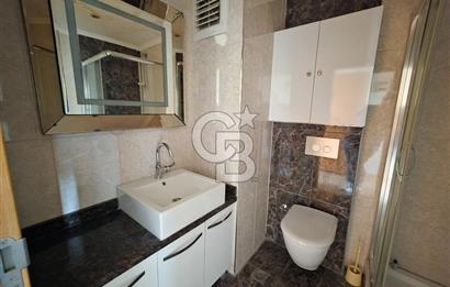 Şerifalide Site içerisinde Geniş ve Ferah Satılık 1+1 Daire