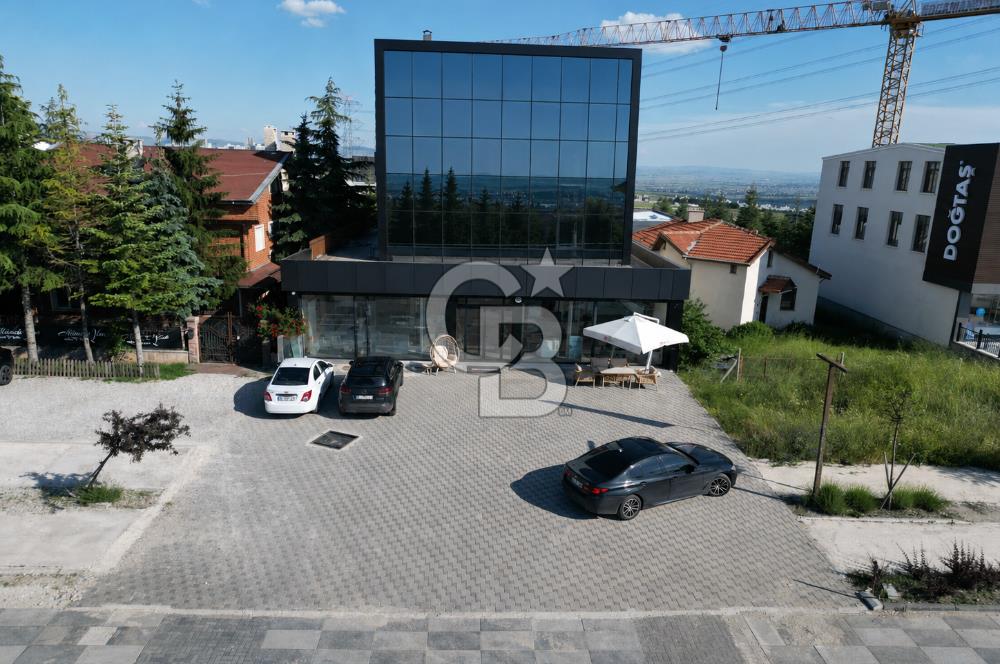 İNCEK BULVARINA CEPHE SATILIK KÖK TAPU 2000M2 DÜKKAN