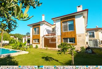 Kuşadası Satılık 4+1 Villa  - 1 - 353379