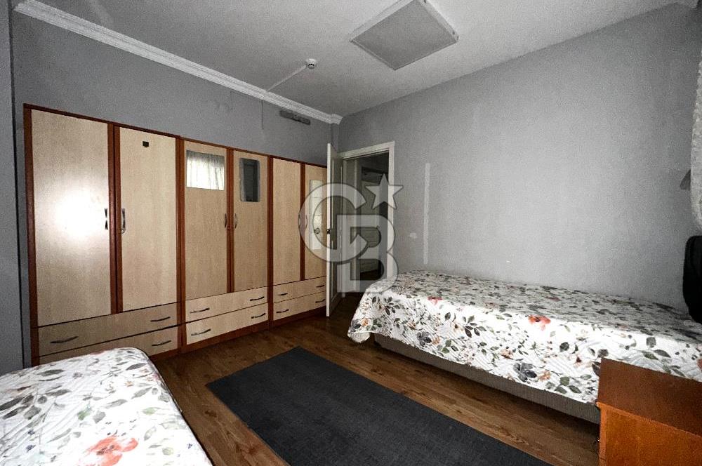 Bornova Erzene mahallesi komple satılık bina