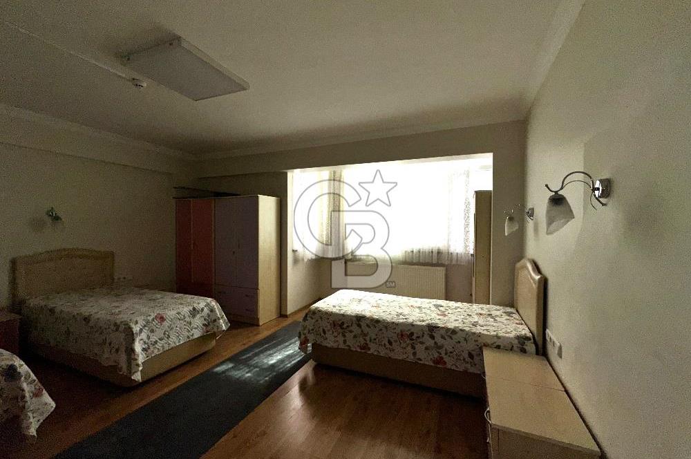 Bornova Erzene mahallesi komple satılık bina