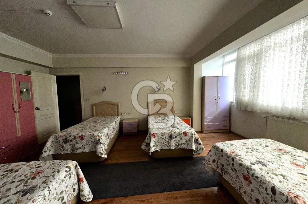 Bornova Erzene mahallesi komple satılık bina