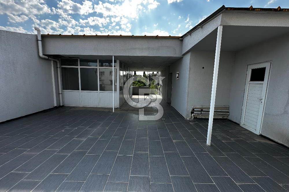 Bornova Erzene mahallesi komple satılık bina