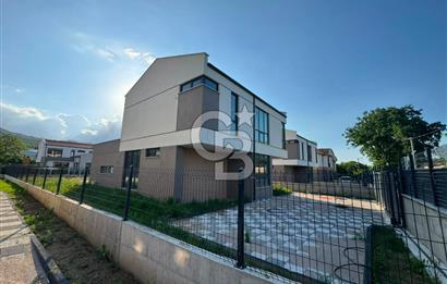 İNEGÖL’ÜN EN GÜZEL YAŞAM ALANLARINDAN HOCAKÖY’DE SIFIR VILLA