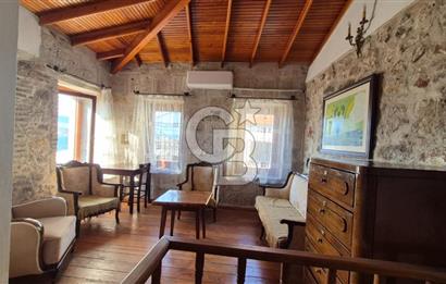 AYVALIK MERKEZ'DE TARİHİ DOKUDA KİRALIK EŞYALI MÜSTAKİL EV