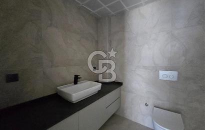 ETİMESGUT BAĞLICA'DA 6+1 290 m2 KAPALI OTOPARKLI SATILIK VİLLA