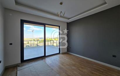 ETİMESGUT BAĞLICA'DA 6+1 290 m2 KAPALI OTOPARKLI SATILIK VİLLA