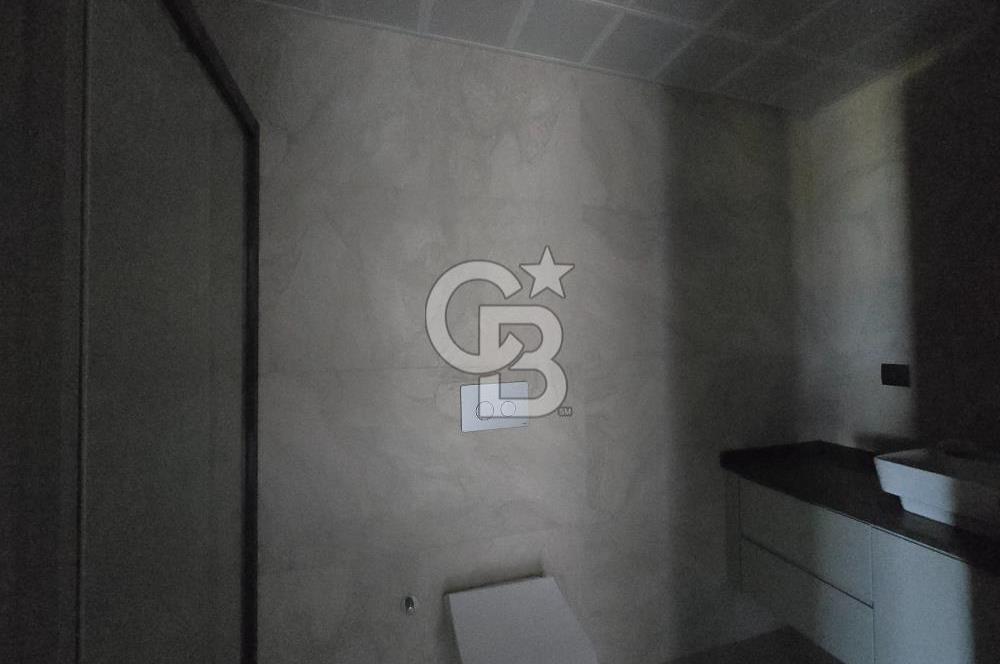 ETİMESGUT BAĞLICA'DA 6+1 290 m2 KAPALI OTOPARKLI SATILIK VİLLA