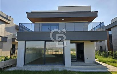 ETİMESGUT BAĞLICA'DA 6+1 290 m2 KAPALI OTOPARKLI SATILIK VİLLA