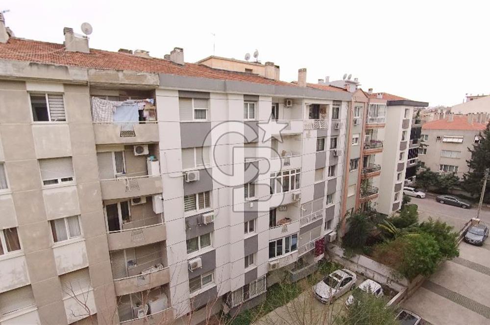 İzmir Karşıyaka Bostanlı Kiralık 2+1 111 m² Daire