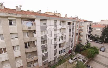 İzmir Karşıyaka Bostanlı Kiralık 2+1 111 m² Daire