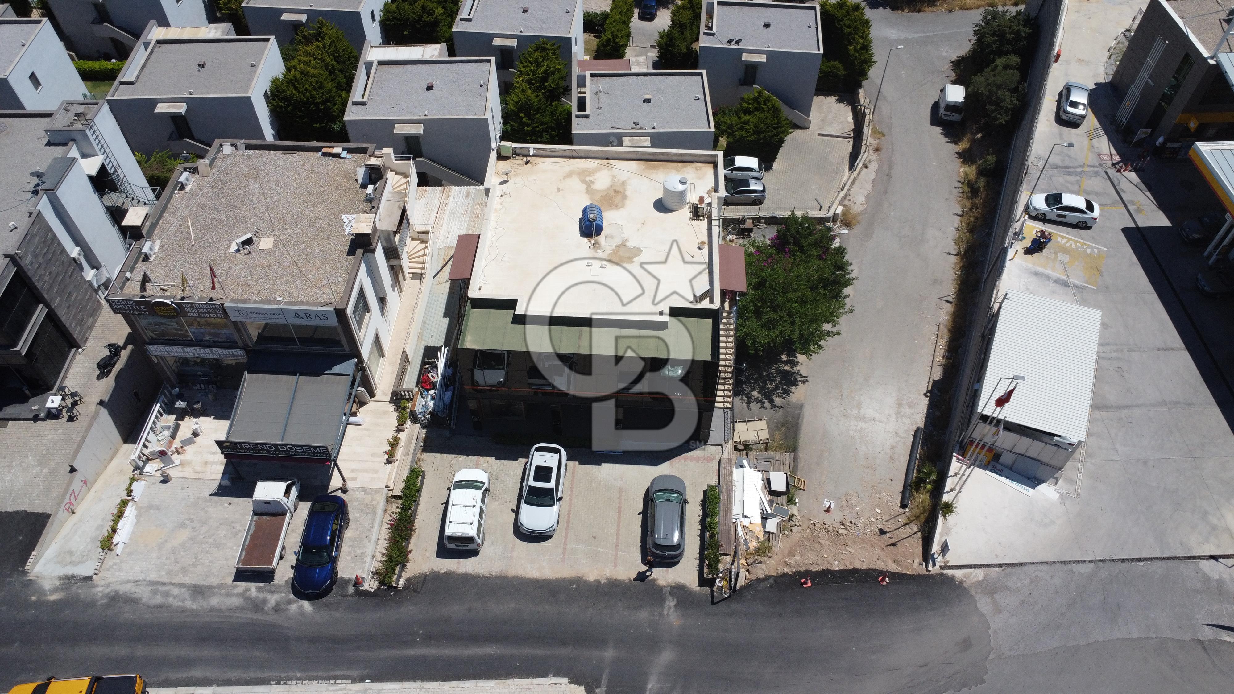 ORTAKENTTE YALIKAVAK YOLUNDA KİRALIK 160 M2 DÜKKAN